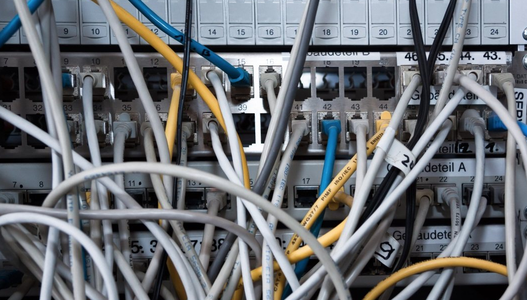 什么因素影響帶寬，造成網(wǎng)絡擁塞等問題?